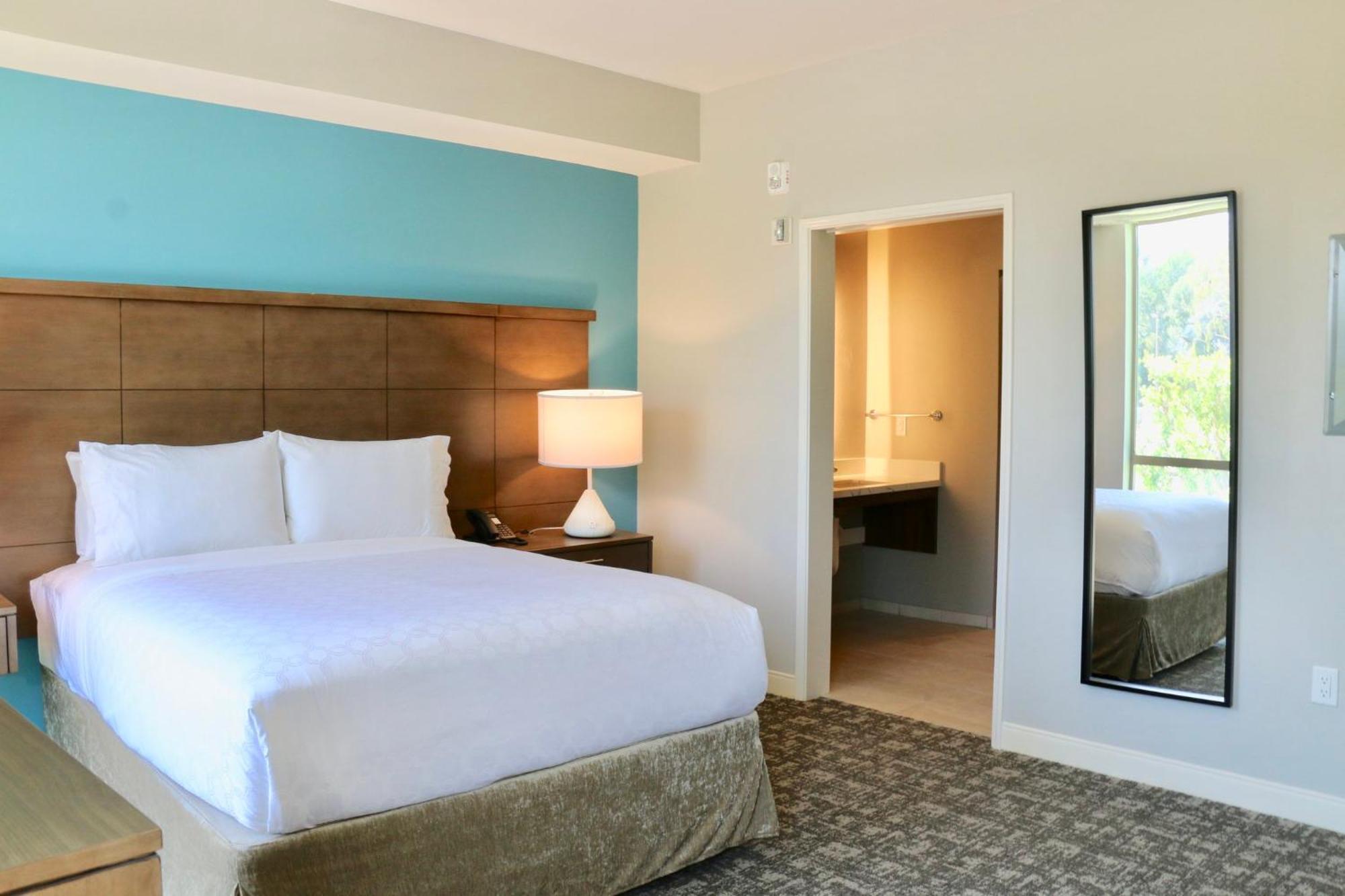Staybridge Suites - Long Beach Airport By Ihg Exterior photo